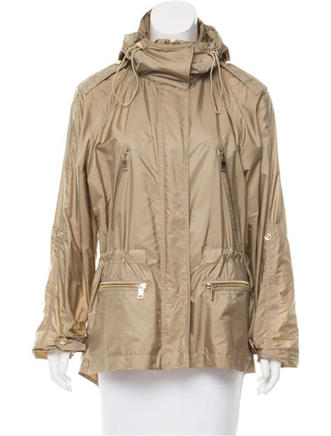 burberry windbreaker women.